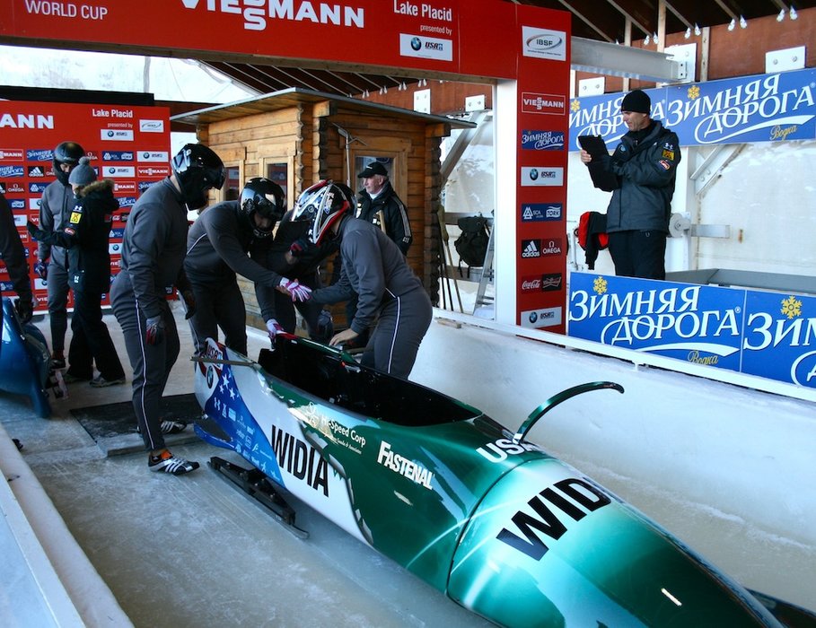 WIDIA en partners Fastenal en Hi-Speed Corp. in de (bobslee-)race